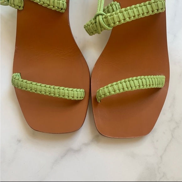 New LOQ Leona sandals in Pomelo green EUSize 38 - Picture 4 of 11
